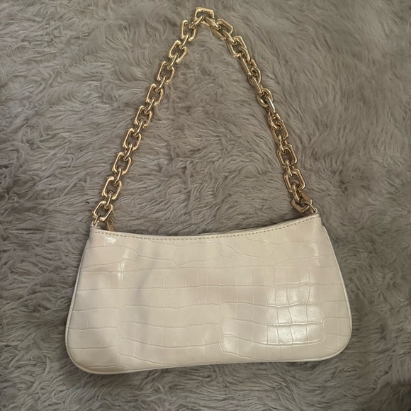 Zara CHAIN STRAP ANIMAL EMBOSSED SHOULDER BAG ivory - Picture 3 of 9